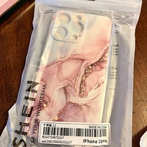 Pack of 6 iPhone 13 Pro cases